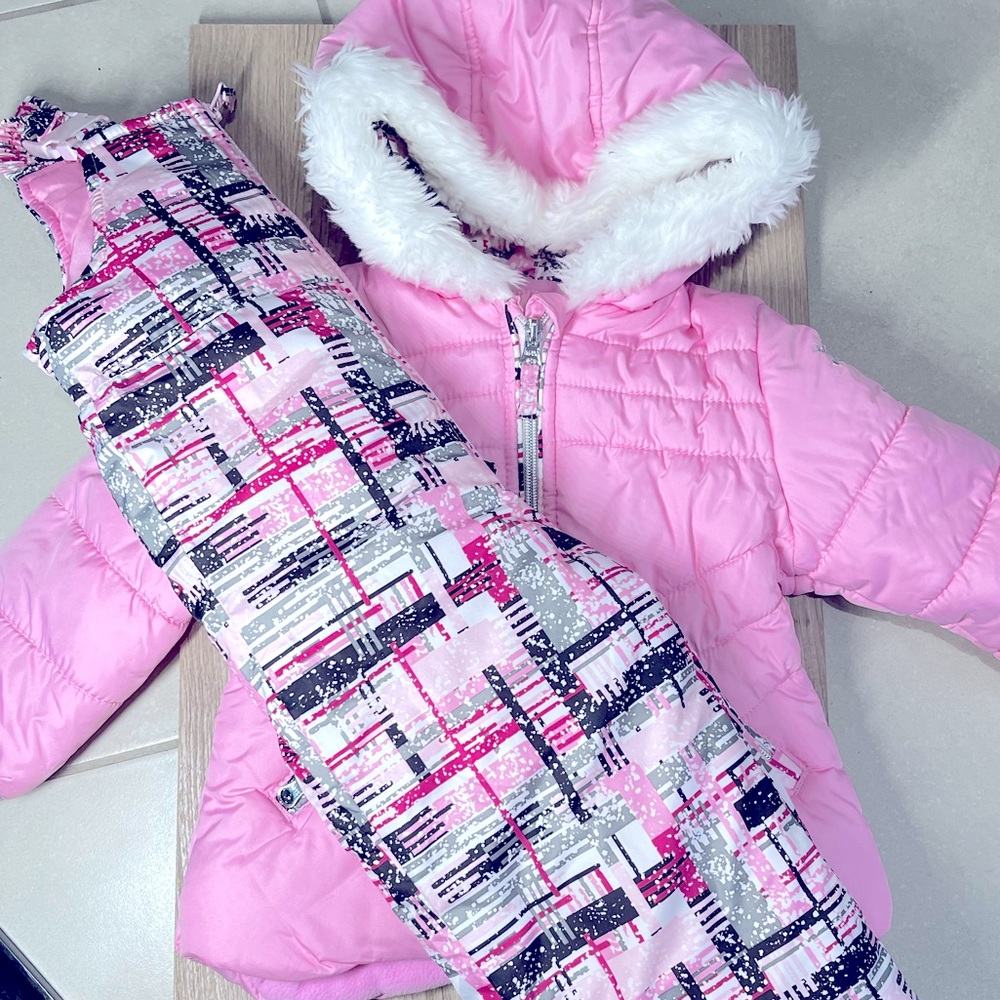 London Fog heavy weight girl snow suit coat+overall size 2T graphic pink